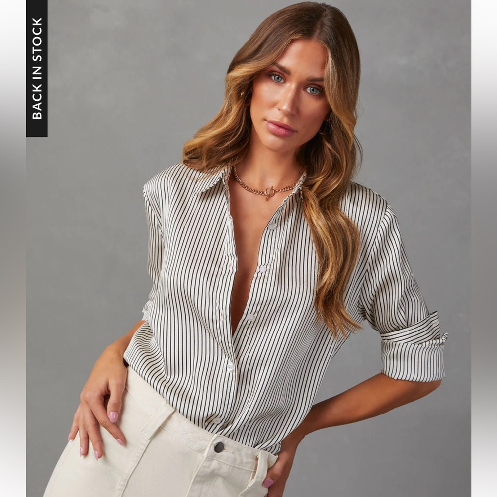 NWOT VICI Jessey Striped Oversized Button Down Blouse - Medium